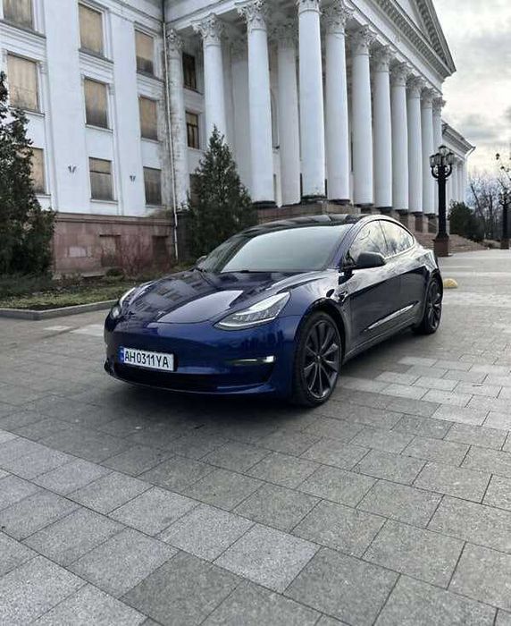 tesla model 3 2019