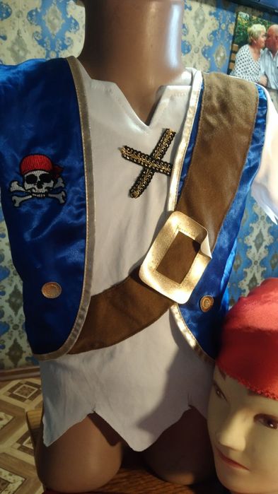 Костюм пирата на 3-4 года.