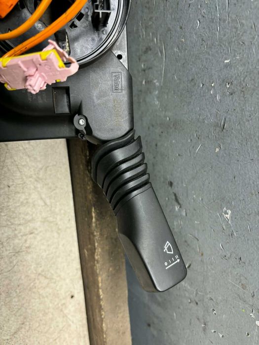 Przełącznik Zespolony Opel Zafira B 13.177.915   203.494