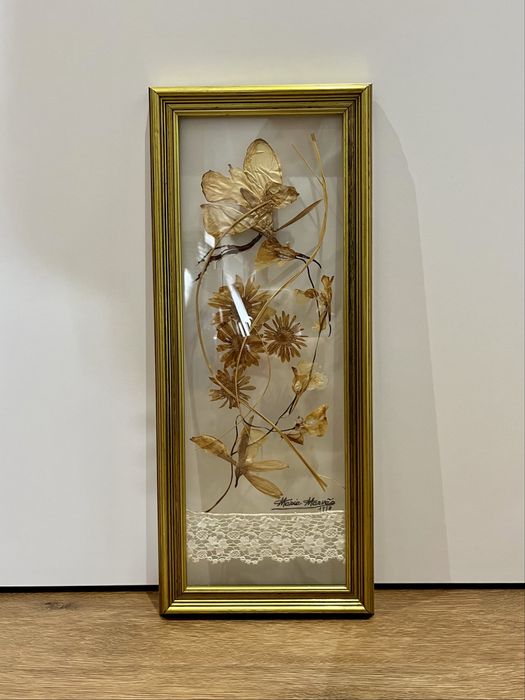 Quadro feito com flores secas