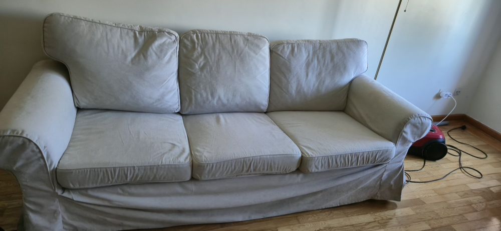Sofá Ikea beje .