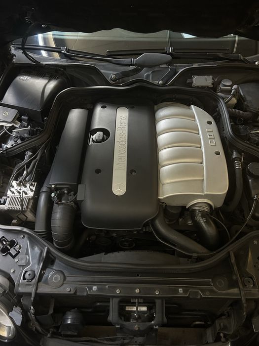 Mercedes-Benz Classe E 270 CDI (geração W211) — photo 4