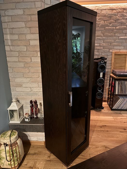 Zestaw mebli z Dobrodzienia, Venge, witryna, komoda, RTV, ława