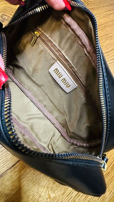 Listonoszka damska MiuMiu czarna nowa