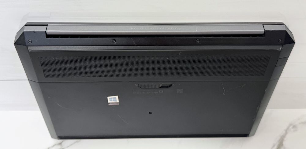 HP ZBook 15G5 15.6"4K UHD IPS|i7-8850H|32GB|512SSD|Quadro P2000