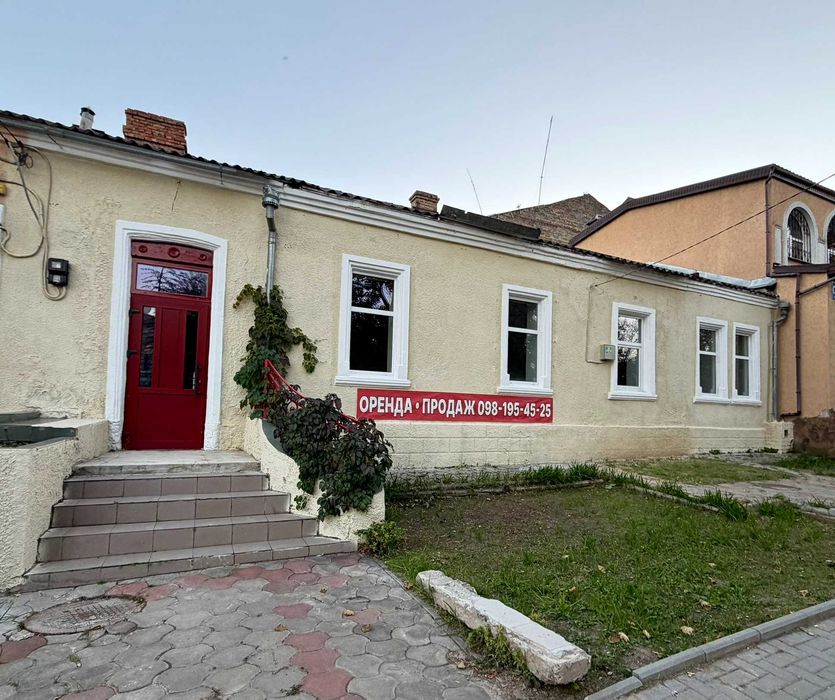 Продаю приміщення в Центрі, вул. Павла Саксаганського. Ц5