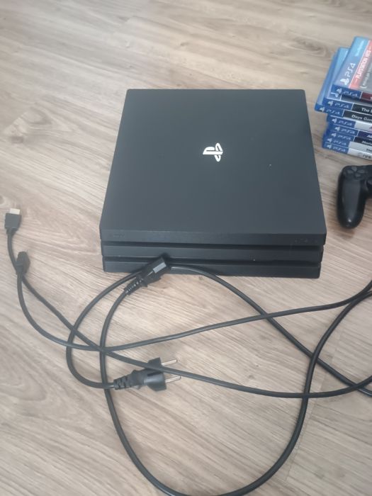 Konsola Playstation 4