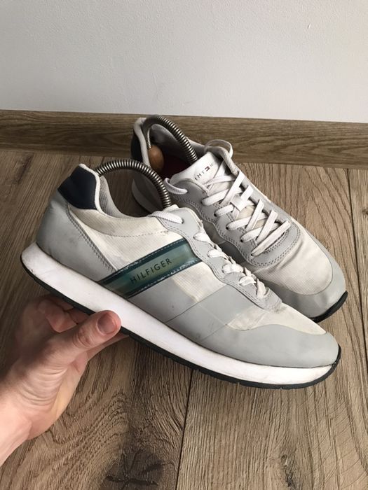 Buty Tommy Hilfiger rozm. 42