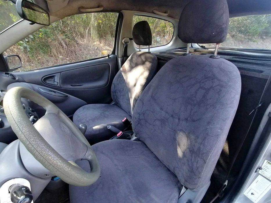 Toyota Yaris 1.4 D-4D 75cv Comercial | 2002 | 364.314 km