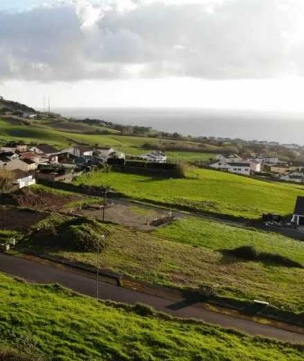 Terreno COM VISTA PARA O MAR E SERRA na rua Padre Gabriel Soares