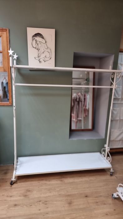 Chariot  em ferro pintado