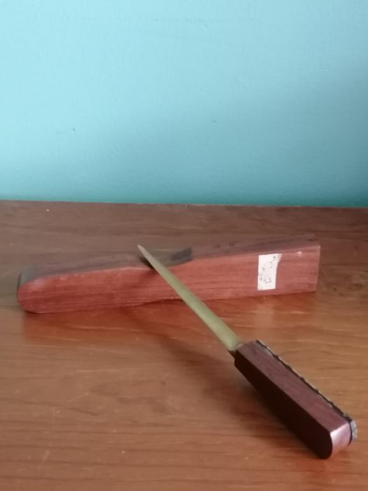 Abre cartas bronze e madeira