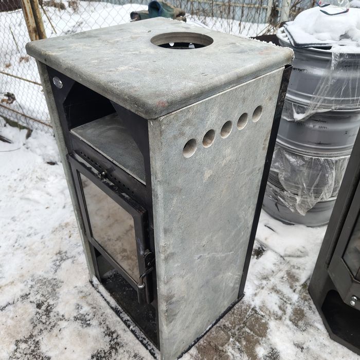 Камін,піч на дровах.Камінофен.