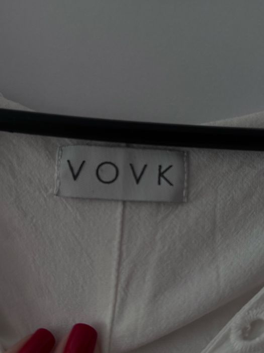 Біле плаття з прошви  Vovk