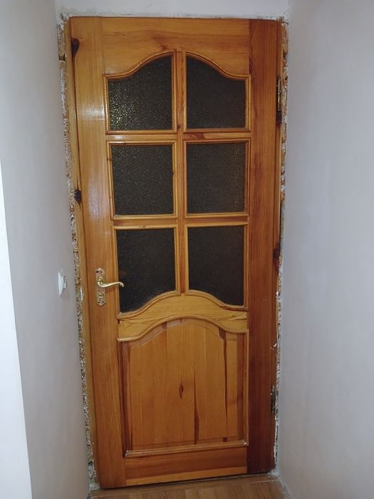 Міжкімнатні двері дерев'яні