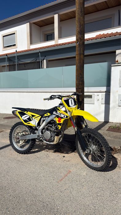 Suzuki rm-z 250