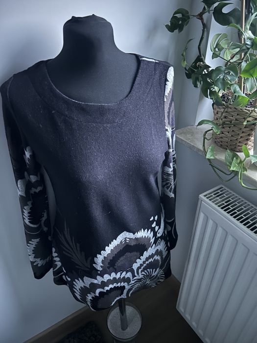 Sweter s/m we wzory