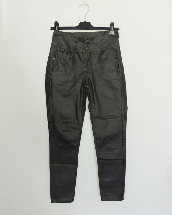 Calças Tiffosi Tamanho 34 _ Pouco uso_ 2€