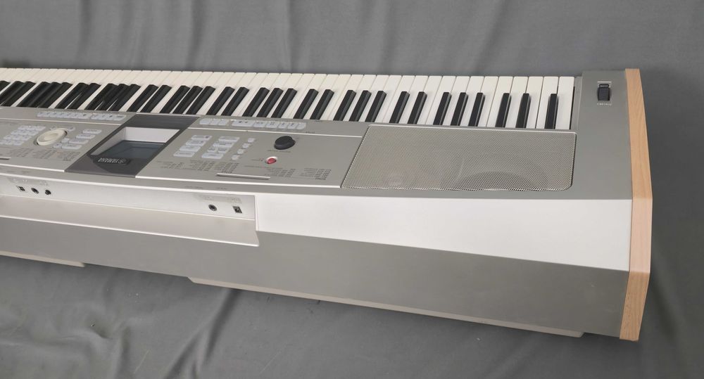 Yamaha DGX 505 Pianino Cyfrowe