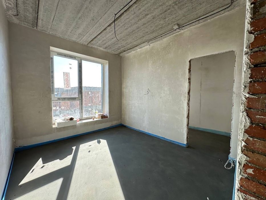 Продаж котеджу в КМ "Ягуар"