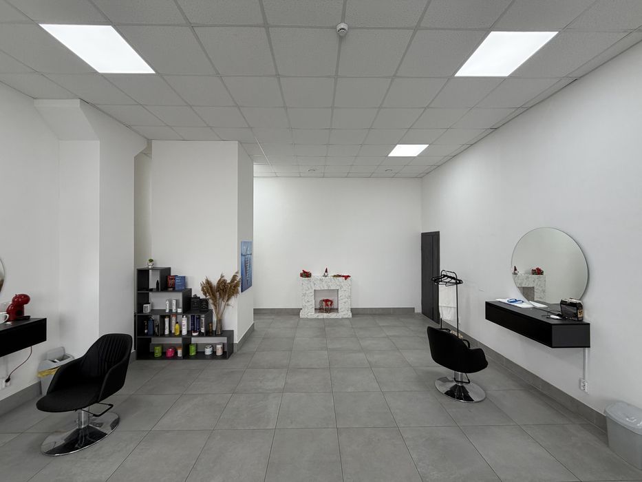 Здається офіне приміщення в новому бізнес центрі