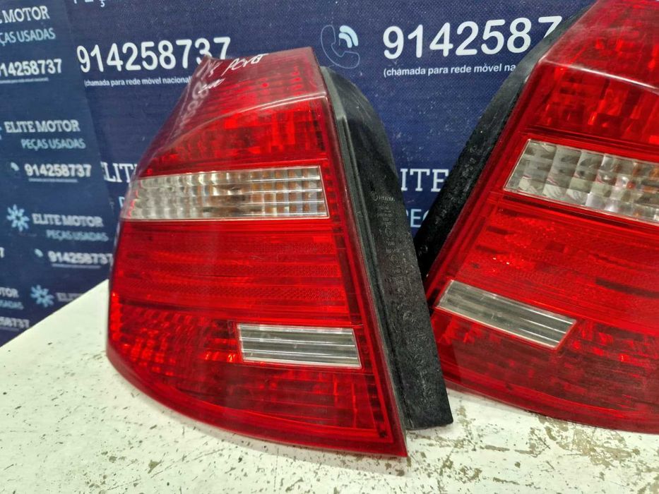 Farolins usados BMW SERIE 1 E87 E81 LCI 118d 120d esquerdo direito