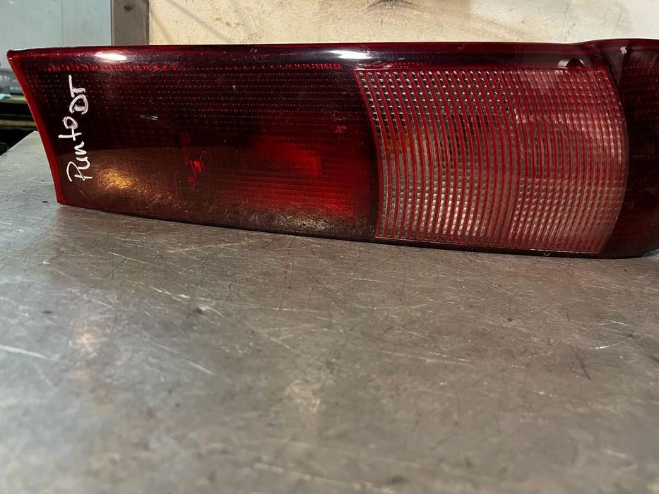 FAROLIM  FIAT PUNTO MK1 176 - 95-99 - DIREITO