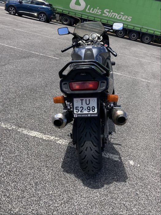 Suzuki gsx-r 1100