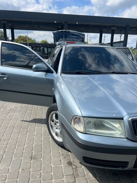 Шкода октавія тур