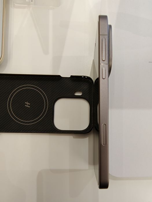 OPPO Find X9 Pro + Conversor