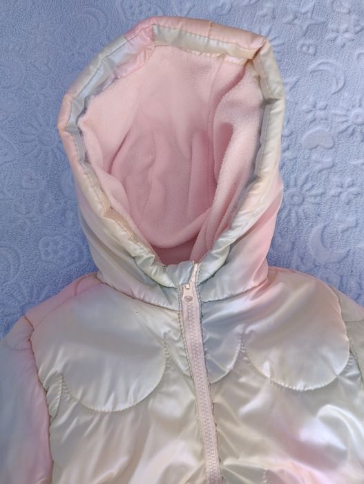 Куртка Весна на дівчинку 5-6  років
