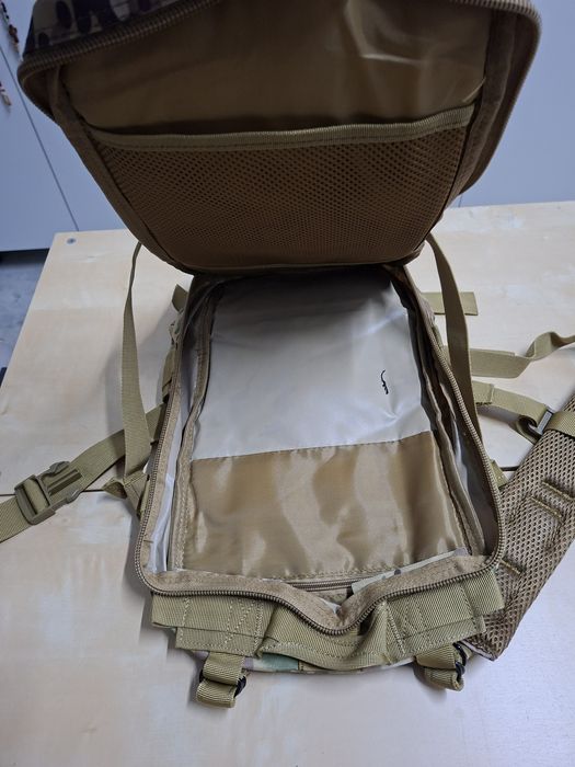 Mochila camuflada