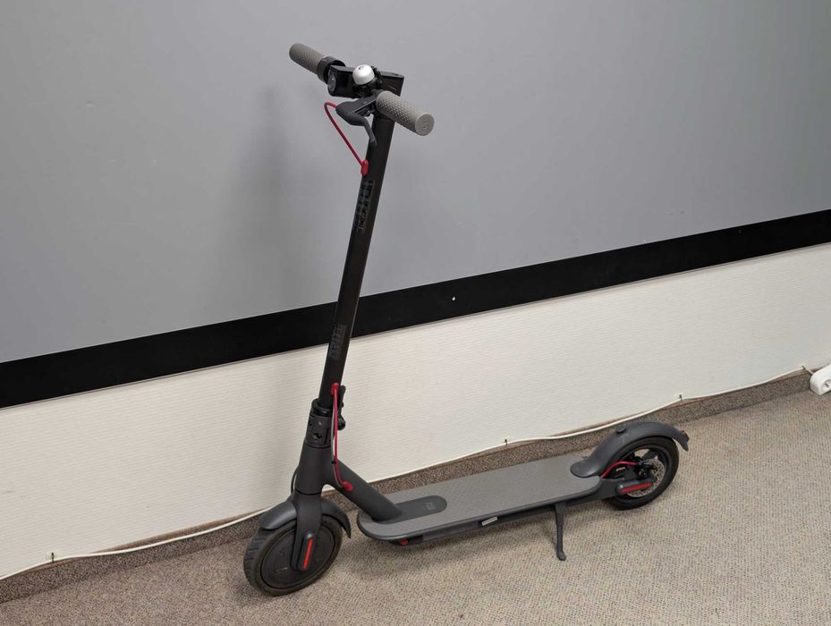 Hulajnoga elektryczna Xiaomi M365 - b.mało używana