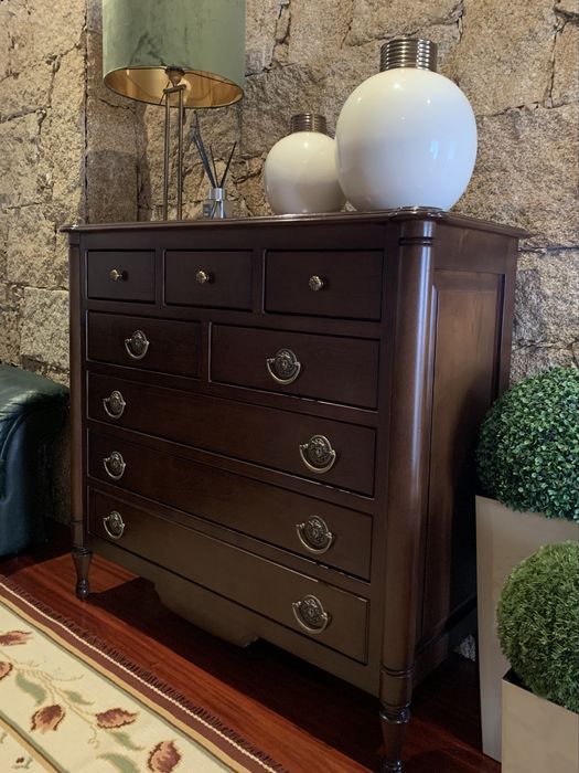 Movel de madeira maciça