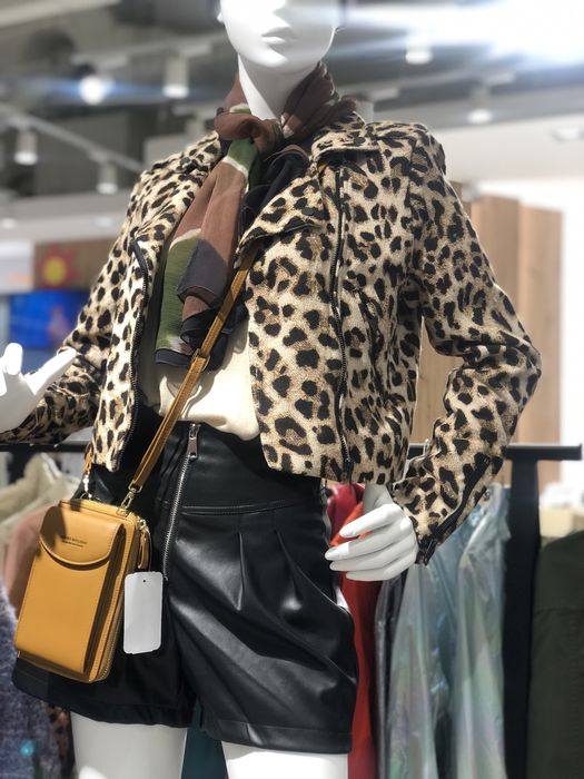 Тренд леопард! Куртка косуха леопард H&M, стильна косуха