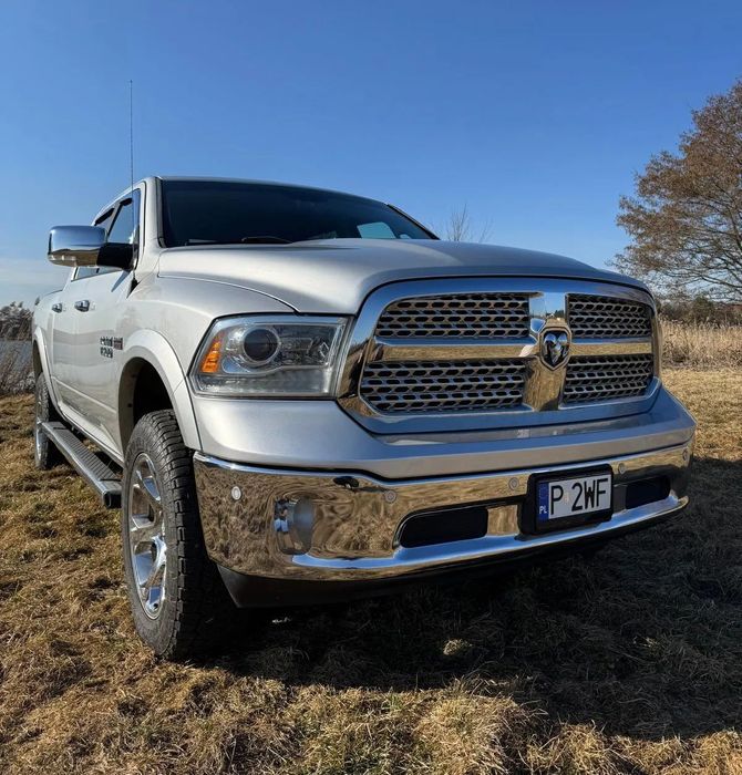 Dodge RAM LARAMIE - Nowe Opony - 5654 cm3 Benzyna - 196000 km