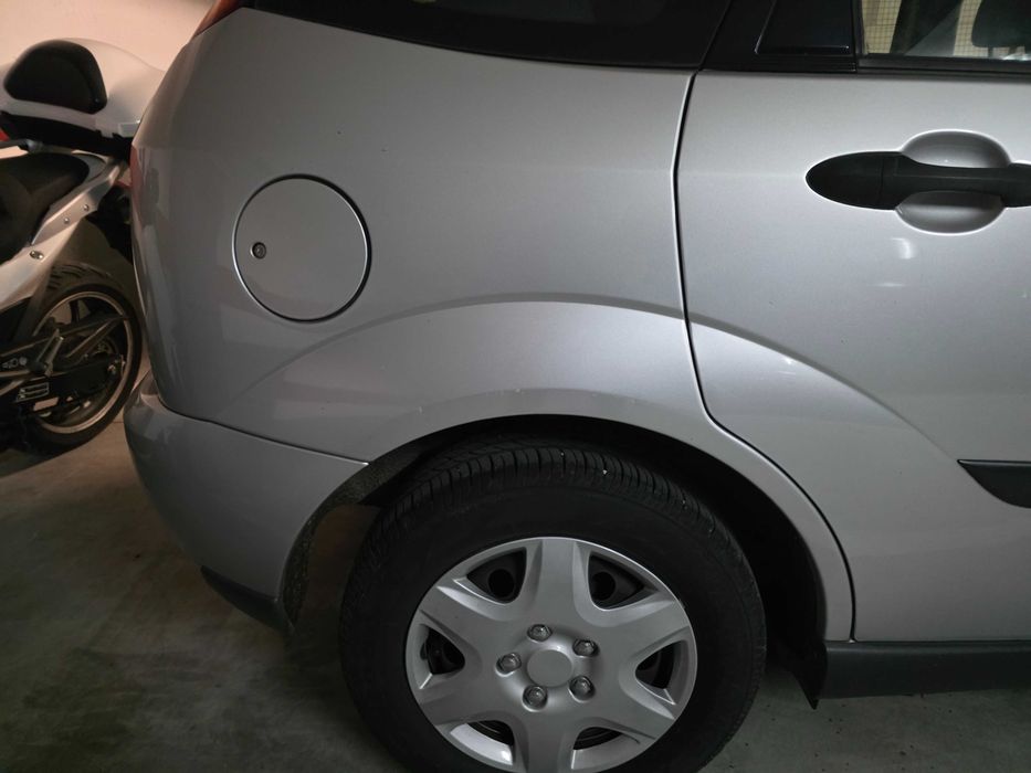 FORD FOCUS 1.4 75cv 2002 168.000KM (Embraiagem, correia distribuição, Bomba de agua, Pintura, nova) Impecável Benfica — photo 2