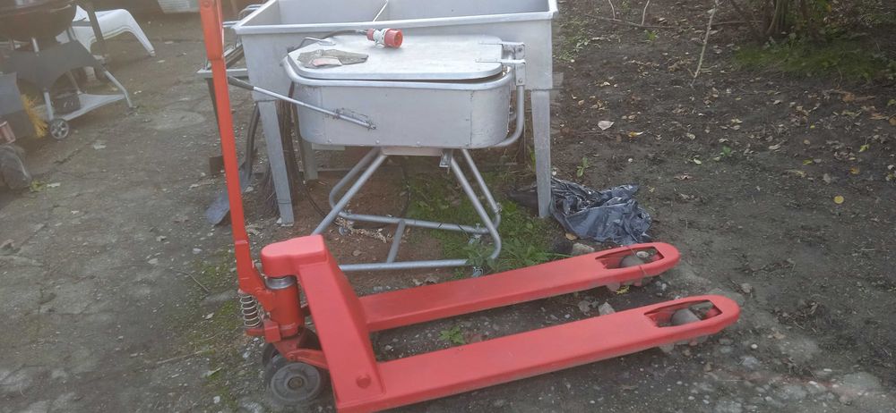 paleciak  okazja firmowy2500 kg udzwigy