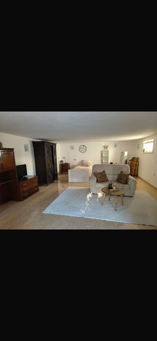 Quarto estúdio para estudantes universitários