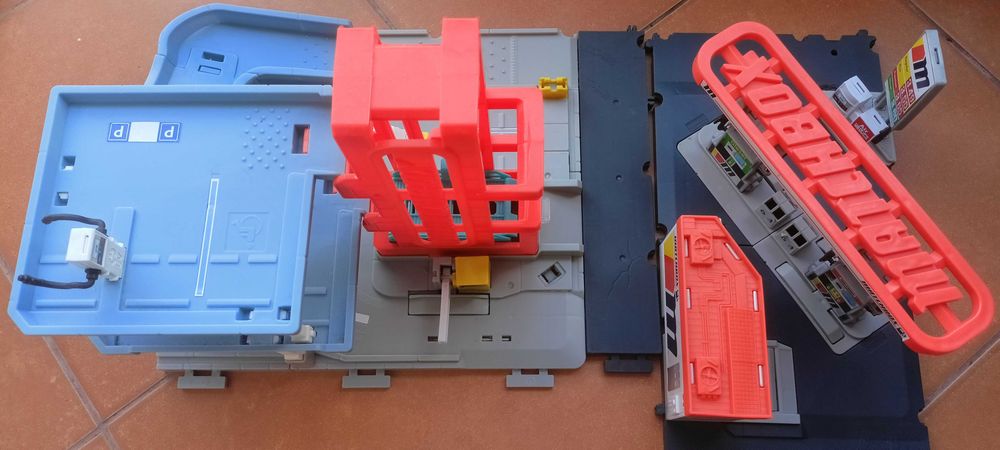 Matchbox - wielopoziomowy parking