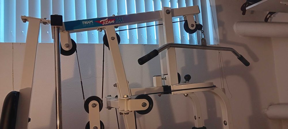 Multi-function strength training machine449236435542353922