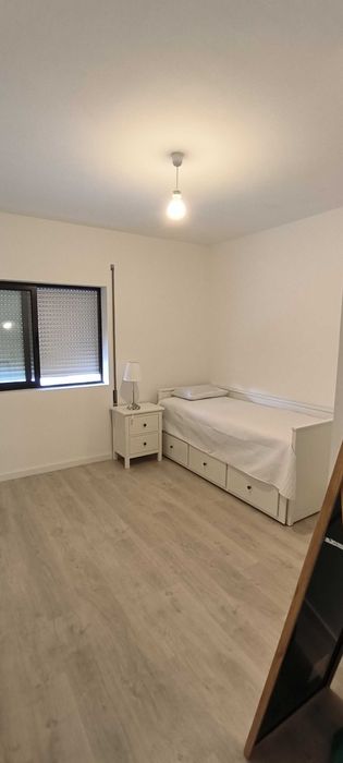 Aluguer de quarto em Ermesinde/T2 (despesas já incluídas)