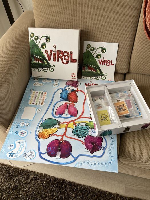 Jogo de tabuleiro VIRAL