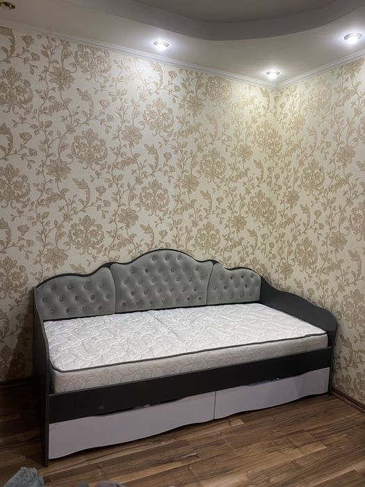 Ліжко , односпальне