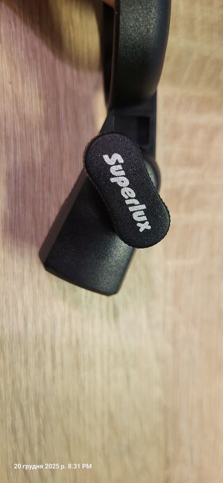 Кріплення для мікрофона