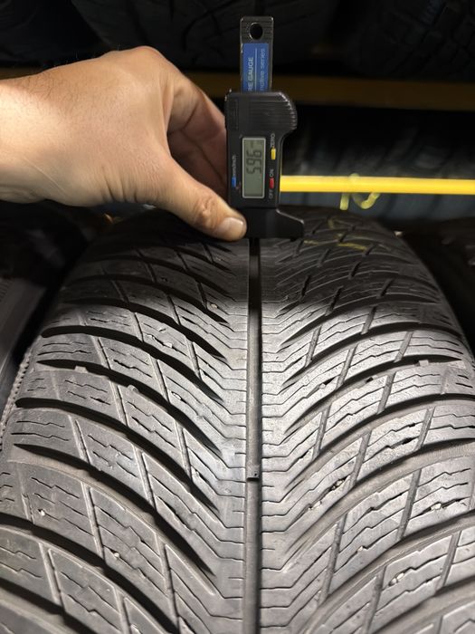 235/55 R17 Michelin 4шт