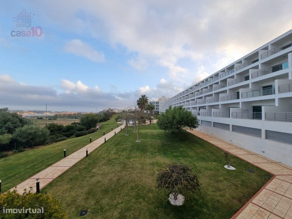 Vende-se Apartamento T1 em Resort de Luxo, Portimão