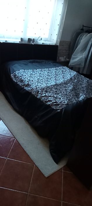 Colcha preta (e prateada)
