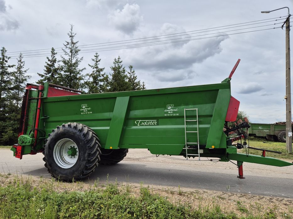 Rozrzutnik obornika  Coutand Twister 12-16t, 20r  Gwarancja . Piękny.