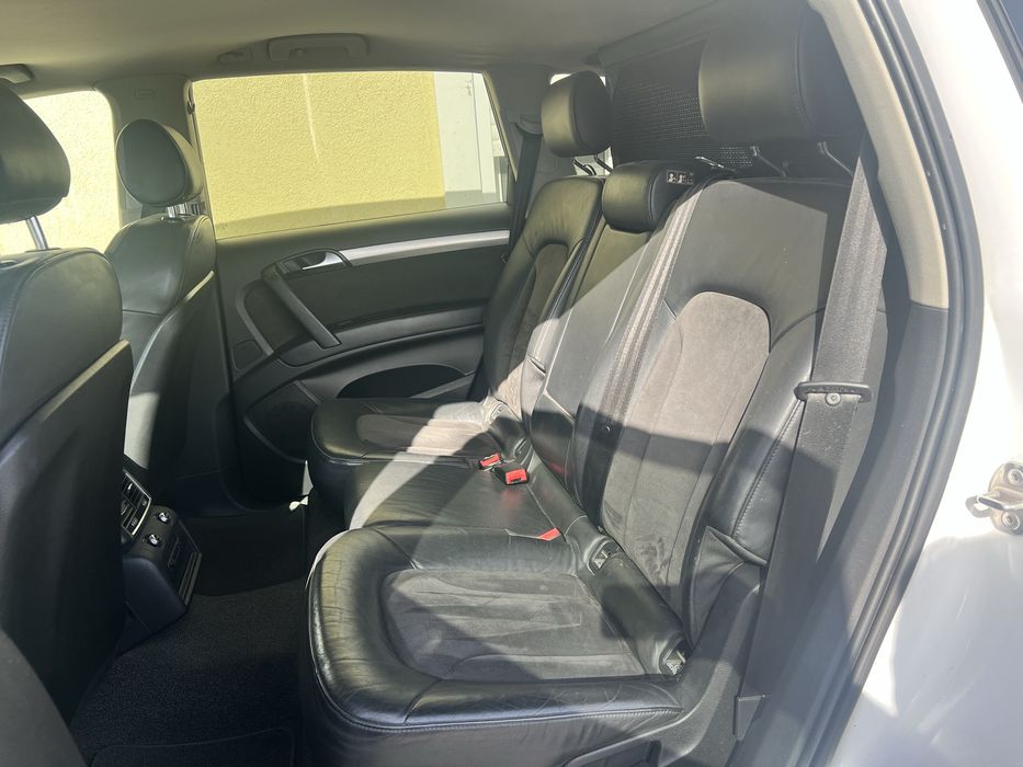 Audi Q7 3.0Tdi v6 quattro S-Line